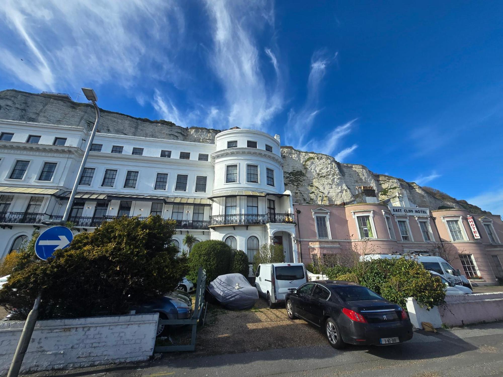 Studio Next To Port, Cliffs, With Parking ドーバー エクステリア 写真